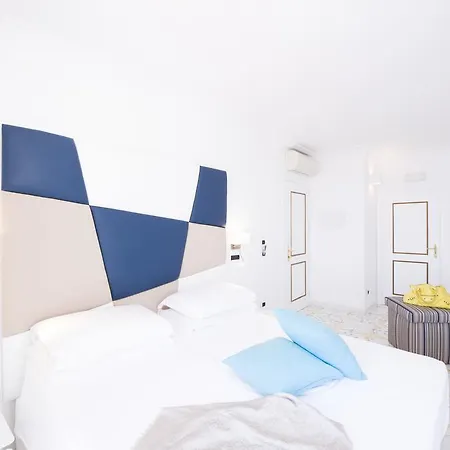 Hotel Felice Relais 3*