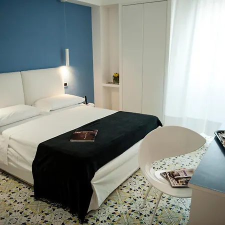 Hotel Felice Relais 3*